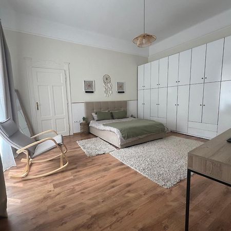 La Strada Central Apartament Oradea Εξωτερικό φωτογραφία