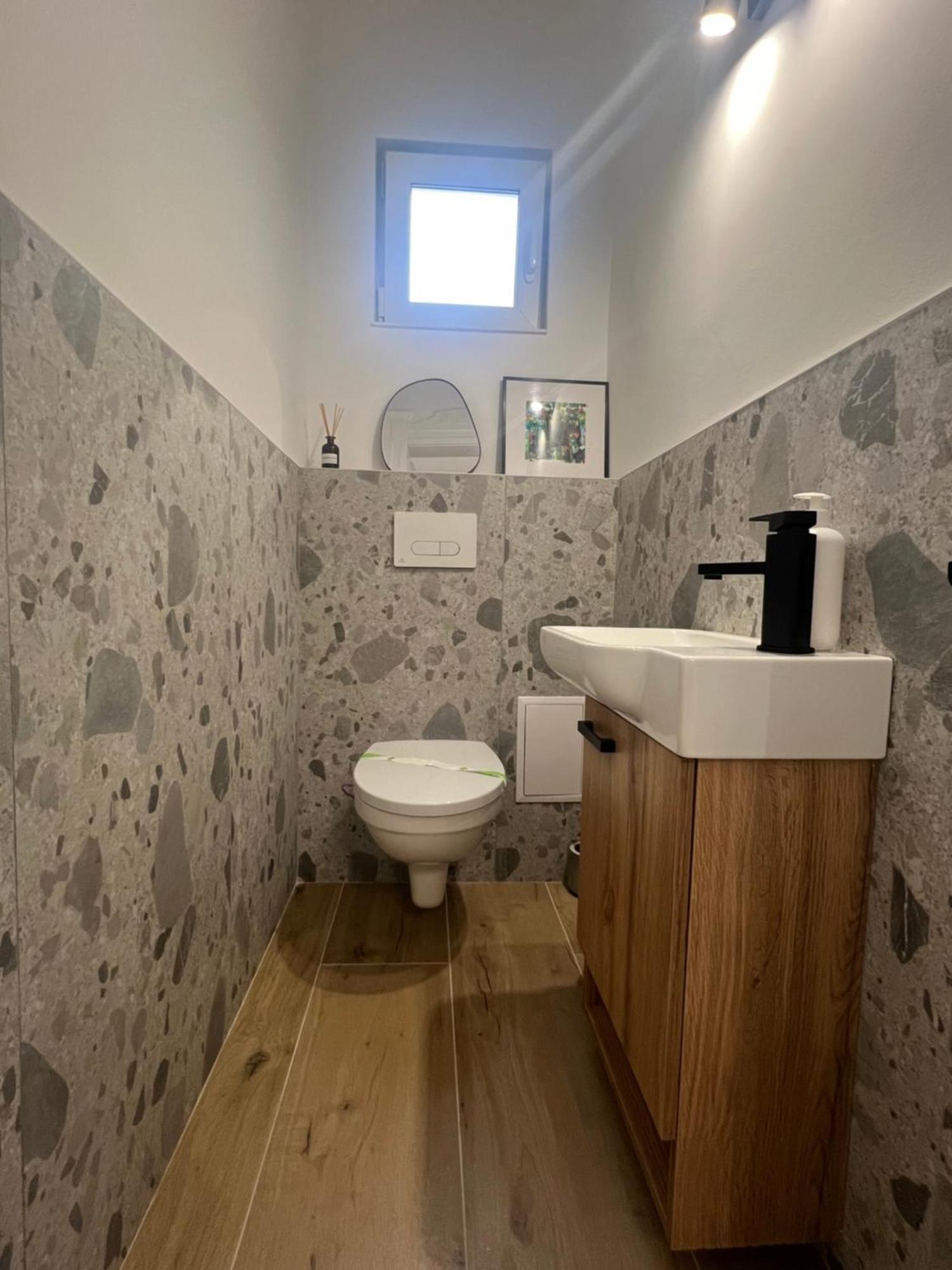 La Strada Central Apartament Oradea Εξωτερικό φωτογραφία