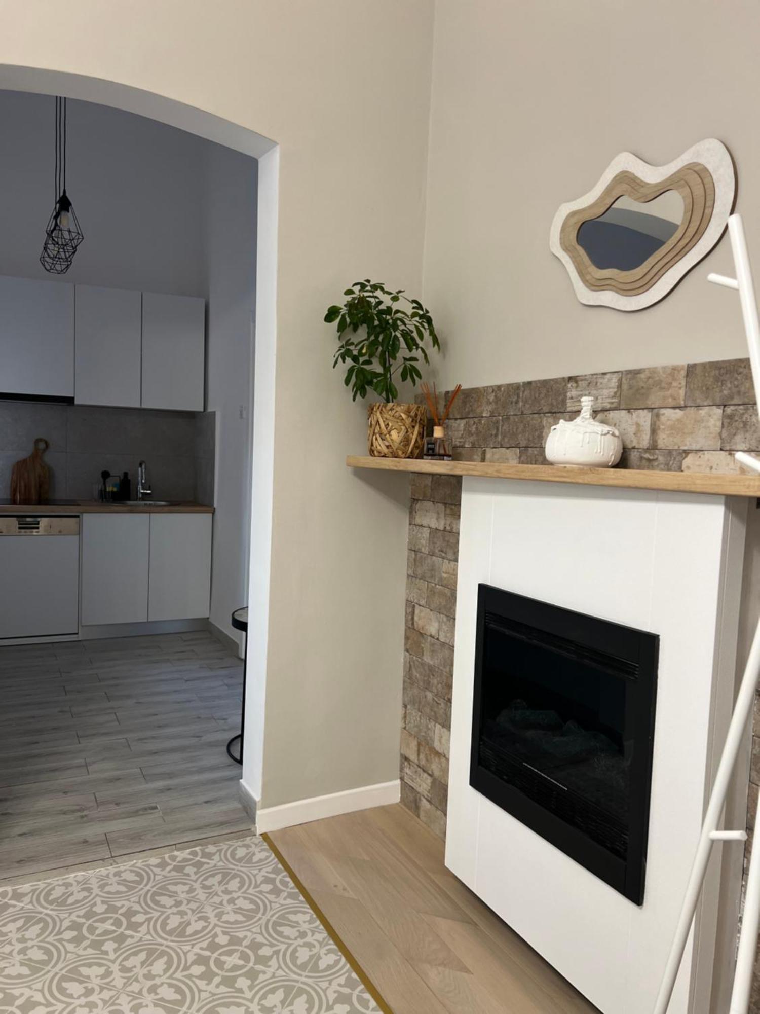 La Strada Central Apartament Oradea Εξωτερικό φωτογραφία